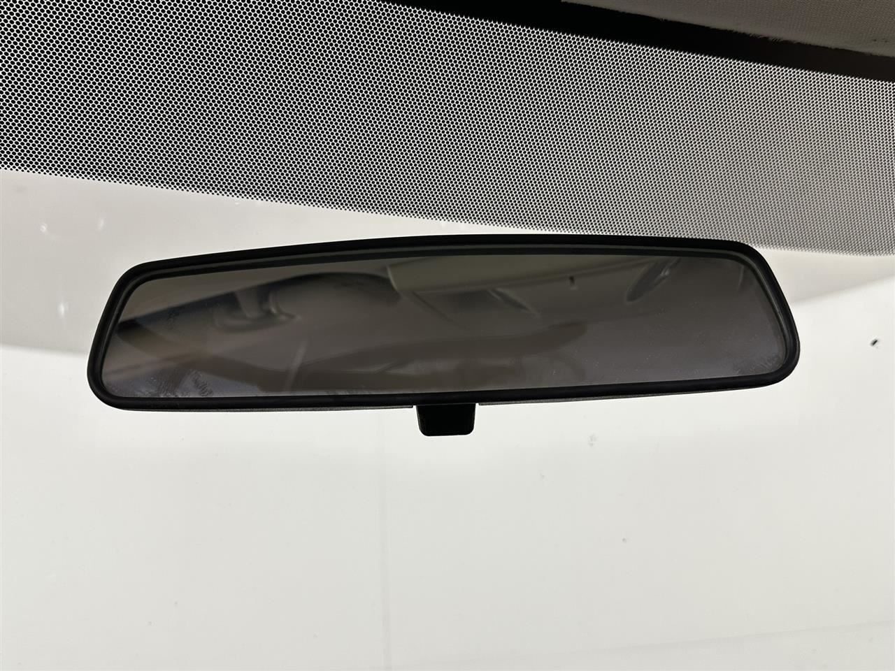 Rear View Mirror Manual Dimming Without Bluetooth Fits 10-18 CARAVAN 2714198