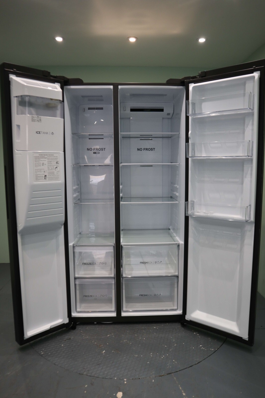 Haier HSOBPIF9183 American SidebySide Fridge Freezer Plumbed