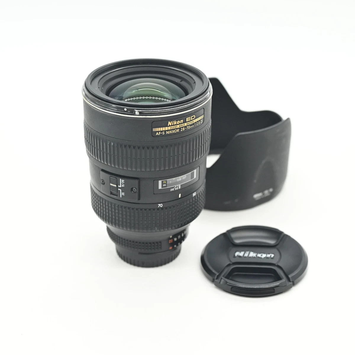 Nikon/ニコンFE10＋AF NIKKOR 28〜70㎜ s-l1200.jpg