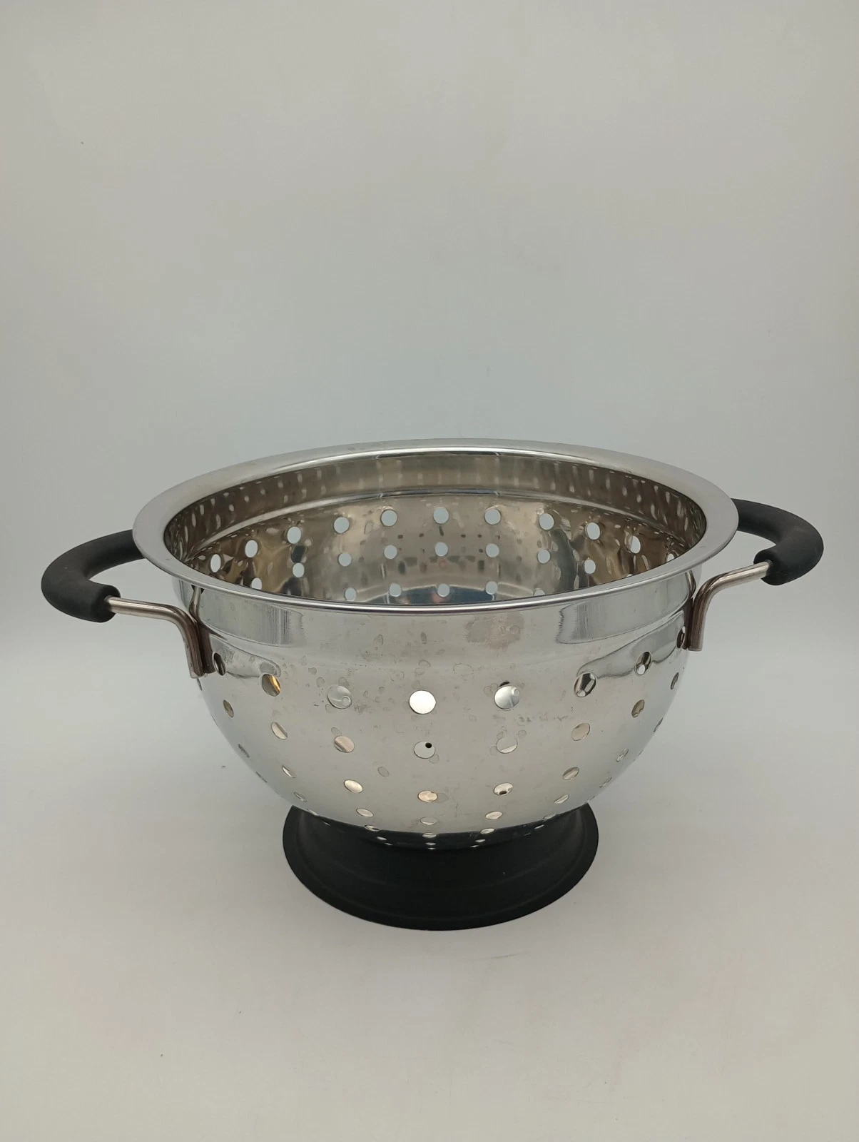 Stainless Steel Colander Footed Double Plastic Handle Black Base 9.75 Inch