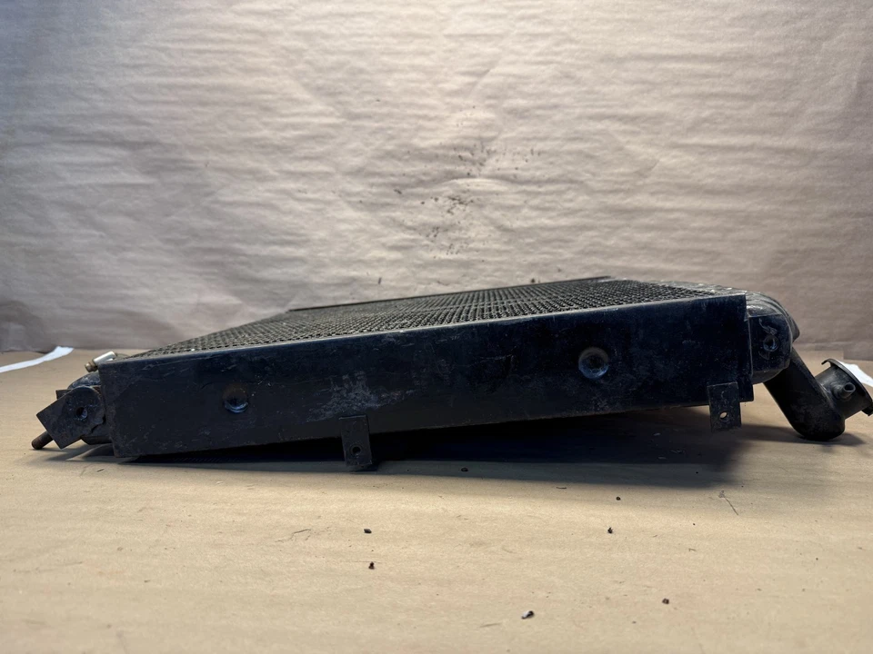 Radiador de latón OEM Jaguar XK150 Foto 2 de 4