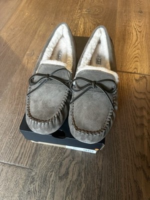 UGG Corvin Loafer Mens Size 11 Dry Leaf S/N 1125953 Moccasin Slipper