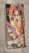 MONSTER HIGH - Spectra Vondergeist Ghouls Getaway Series Mattel 11in Doll NRFB