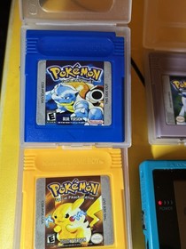 Real Pok&eacute;mon Game Boy Color + 7 Authentic Pok&eacute; Crystal Gold Red Blue Yellow G, S