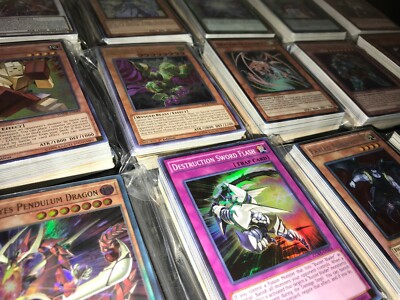 Yu-Gi-Oh 250 Karten! HOLOS und RARITÄTEN! Lot Sammelauflösung!!!