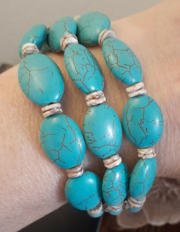 Estate Blue Howlite Gemstone Shell Stretchy Bracelet size Average 