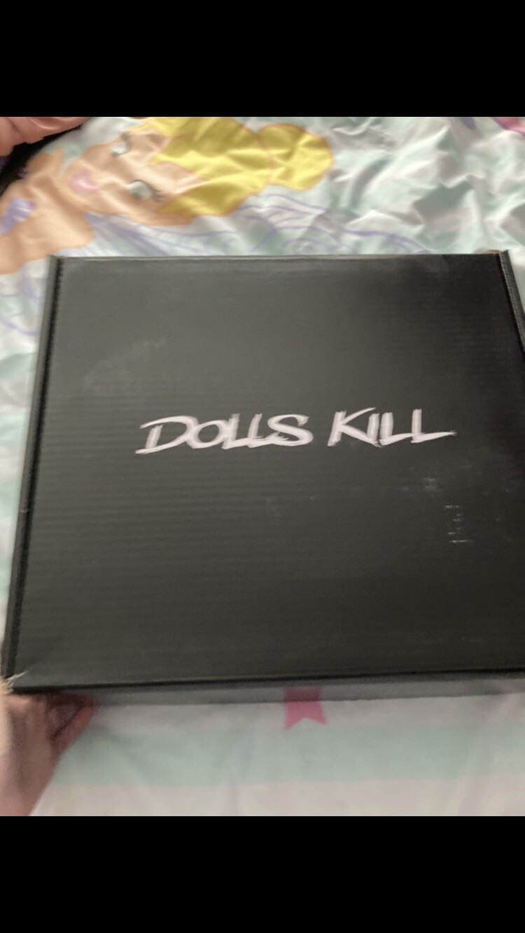 QUIRKY DOLLSKILL DOLLS KILL SPONGEBOB BOOTS !!!!!!READ DESCRIPTION