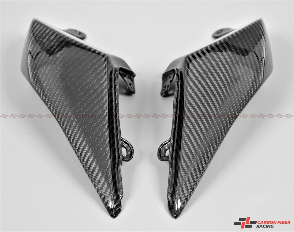 Triumph Speed Triple S 2016-20, Speed Triple 1050R asientos paneles laterales fibra de carbono Foto 3 de 3