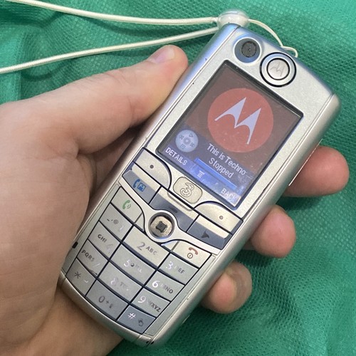 Motorola C975 - Silver (Three) Mobile Phone Used Working As Seen Collectible - Zdjęcie 12 z 14