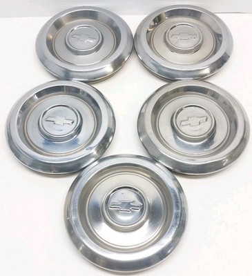   71-77 Chevy Vega/Monza Dog Dish Wheel Center Caps Lot Of 5  6.25'' Oem #475147
