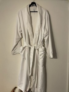 Trump Hotels One Size Fits Most Spa Robe White Donald Trump Luxury