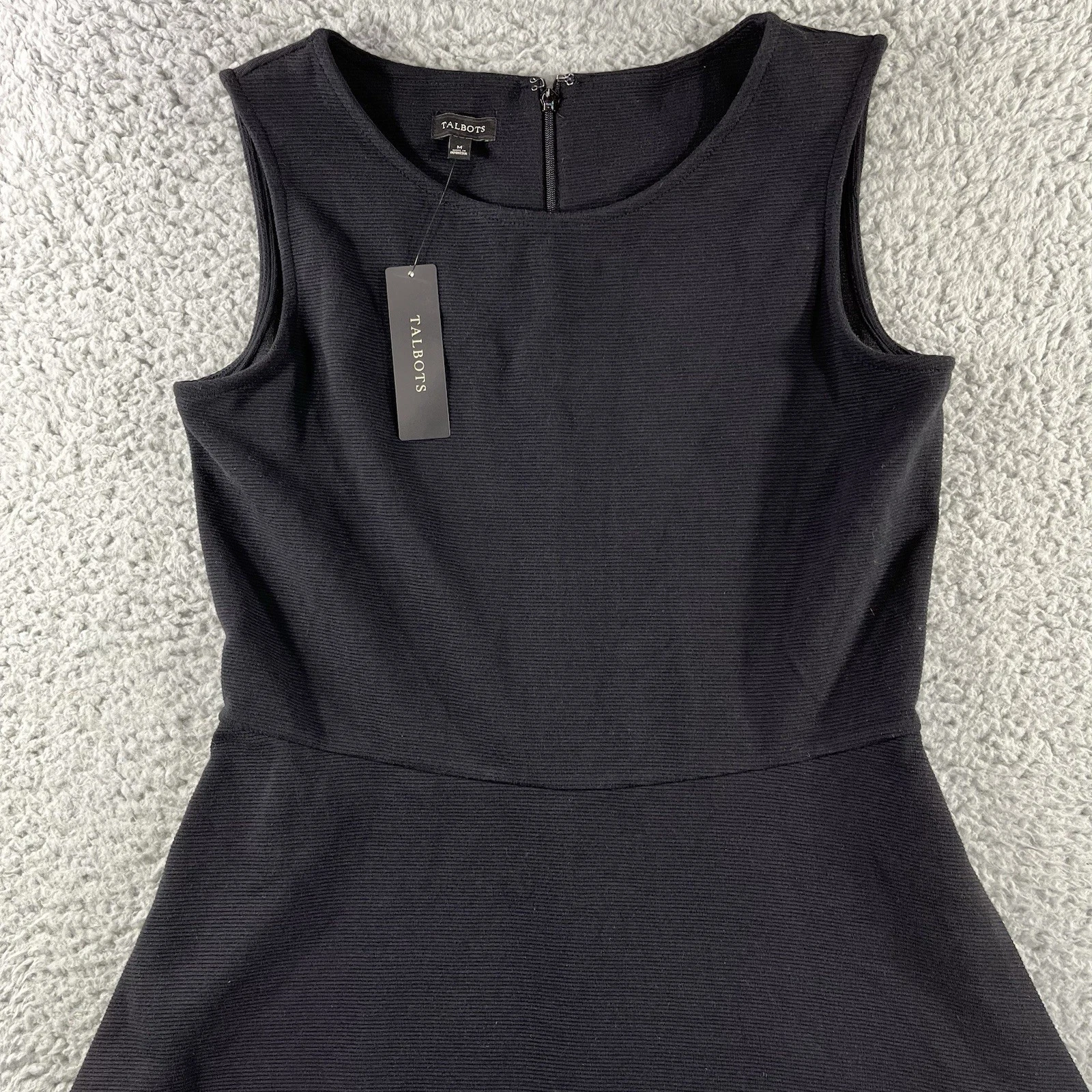 VETEMENTS TALBOTS ABITO DONNA NERO MEDIO SENZA MANICHE LINEA A NUOVO CON ETICHETTE NUOVO ZIP DIETRO ELASTICIZZATO