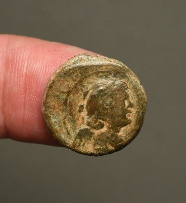 Z-788s SELEUKID Antiochos VII 138-129BC  Shows bust of Eros / Cupid, god of Love