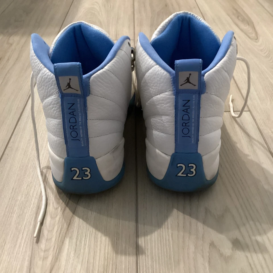 Talla 11 - Air Jordan 12 Retro Azul Universitario (melo) Foto 2 de 4