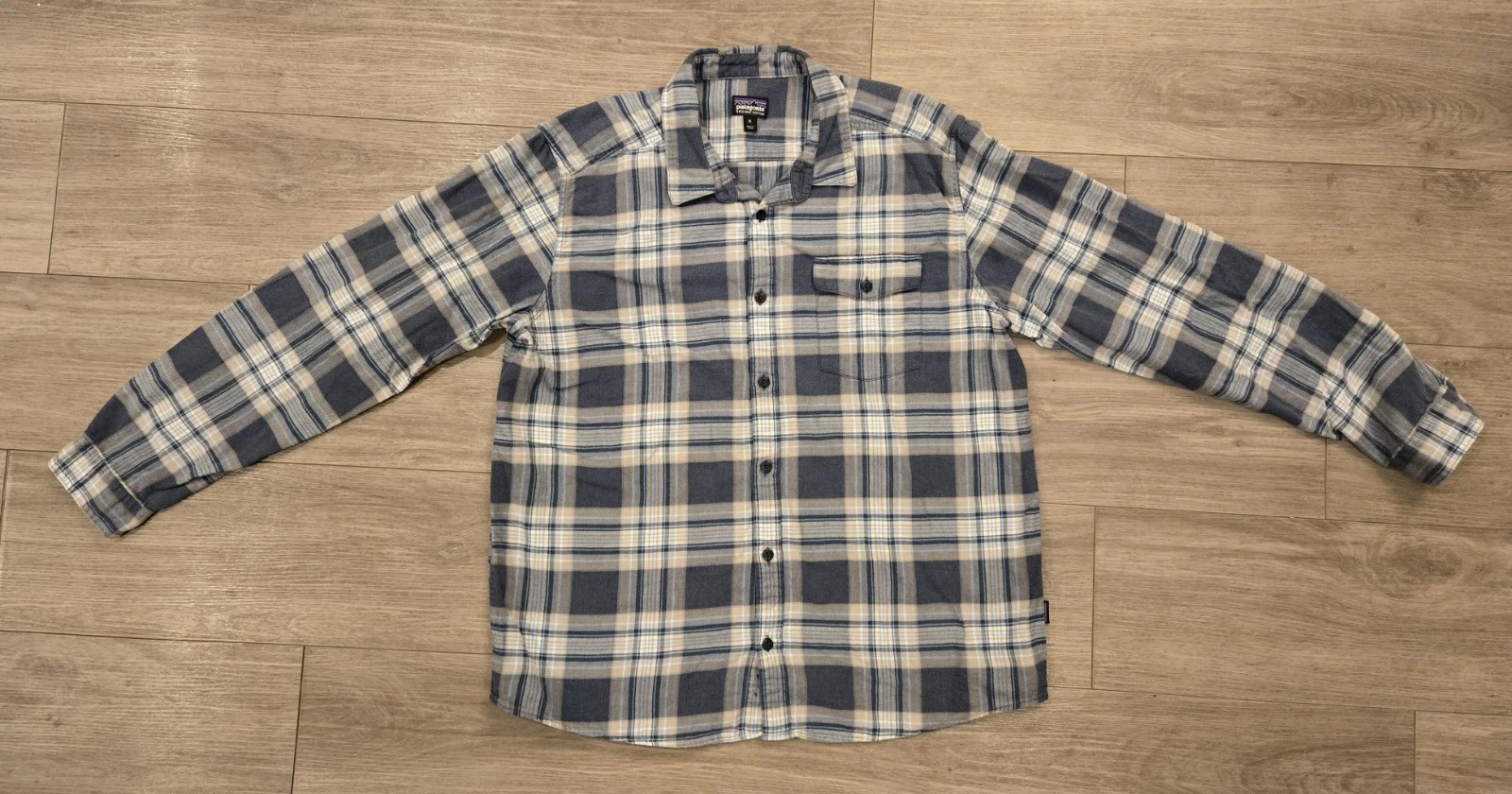 Patagonia Shirt Men XL Plaid Organic Fjord Button Up Long Sleeve Outdoor Flannel
Opens in a new wind