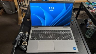 Dell Latitude 5520 15.6