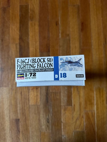 HASEGAWA 1/72 SCALE F-16CJ (BLOCK 50) FIGHTING FALCON NO. D18 - Picture 4 of 9
