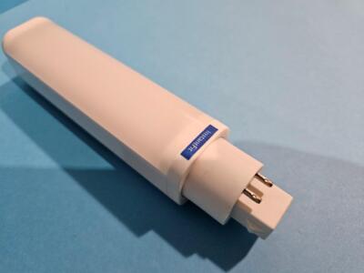 NEW PHILIPS 8.5PL-C/T/COR/26H-830/IF9/P/4P/DIM 10/1 LED G24Q LIGHT 4-PIN LAMP