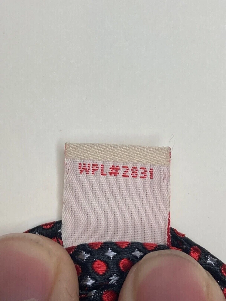 Gravata formal masculina Target 59"Lx3.5"W multicolorida - Imagem 4 de 4