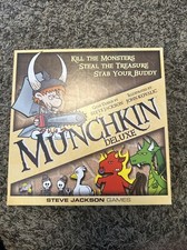 MUNCHKIN Deluxe by Steve Jackson Games 1st Edition 2018 SJC1483  Games