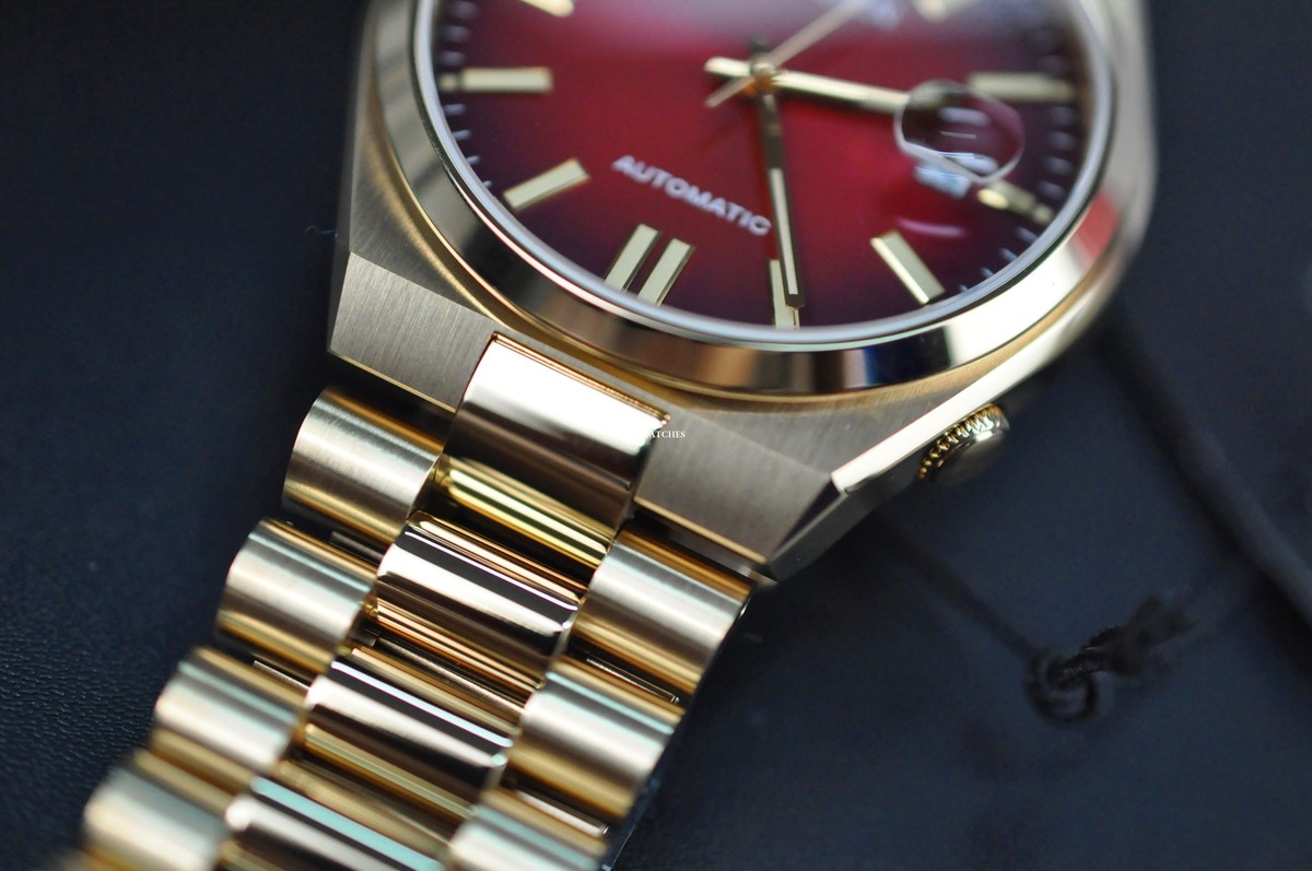 Citizen Automatic Red Dial Gold Tone Stainless Sapphire Mens Citizen Automatic Red Dial Gold Tone Stainless Sapphire Mens
