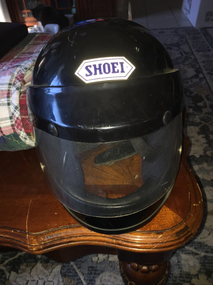 Casco De Colección Shoei S107 Raro Negro Con Visera Hecho en Japón Adulto Joven Pequeño Foto 2 de 4
