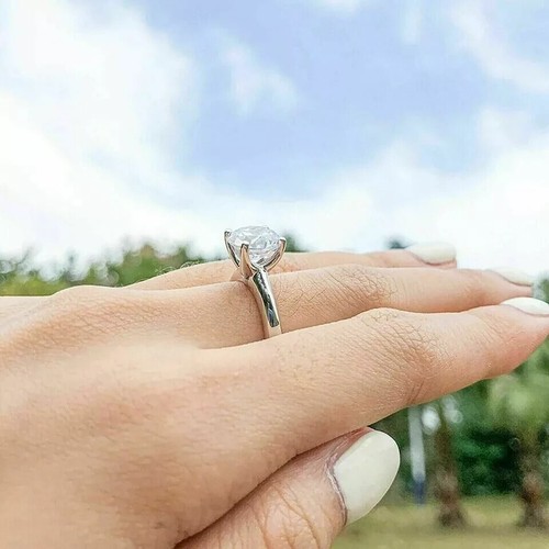 14Kt White Gold 1.50 Ct Round Cut IGI Certified Lab Grown Diamond Solitaire Ring - Picture 8 of 23