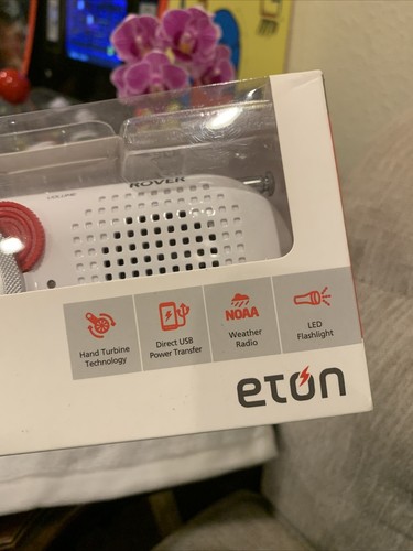 NEW Eton American Red Cross TurboDyne Self-Powered Weather AM/FM/NOAA Radio NEW - Picture 4 of 11