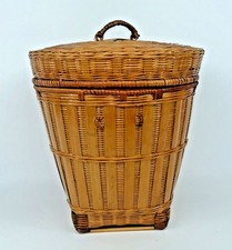 Wicker / Bamboo Basket w/ Lid 9" - READ
