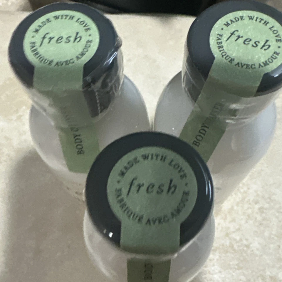 Limpiador corporal MILK fresco, lote de 3, 2,5 fl oz tamaño de viaje nuevo sellado envío rápido Foto 4 de 4