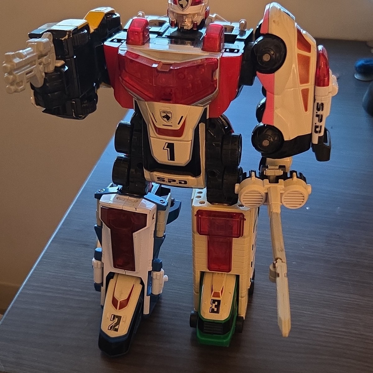 S.P.D.ロボット フィギュア - discontinued Bandai Power Rangers SPD delta squad Megazord Robot Toy Multicolor