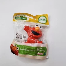Playskool Sesame Street Friends Cute and Collectible Elmo Red