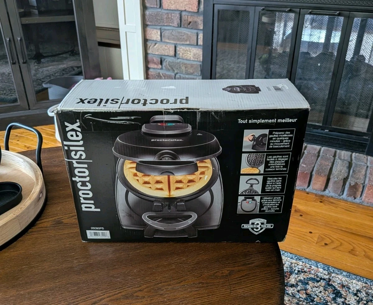 Proctor Silex Belgium Waffle Maker: Model 26090PS, Nonstick Flip Griddle (New)