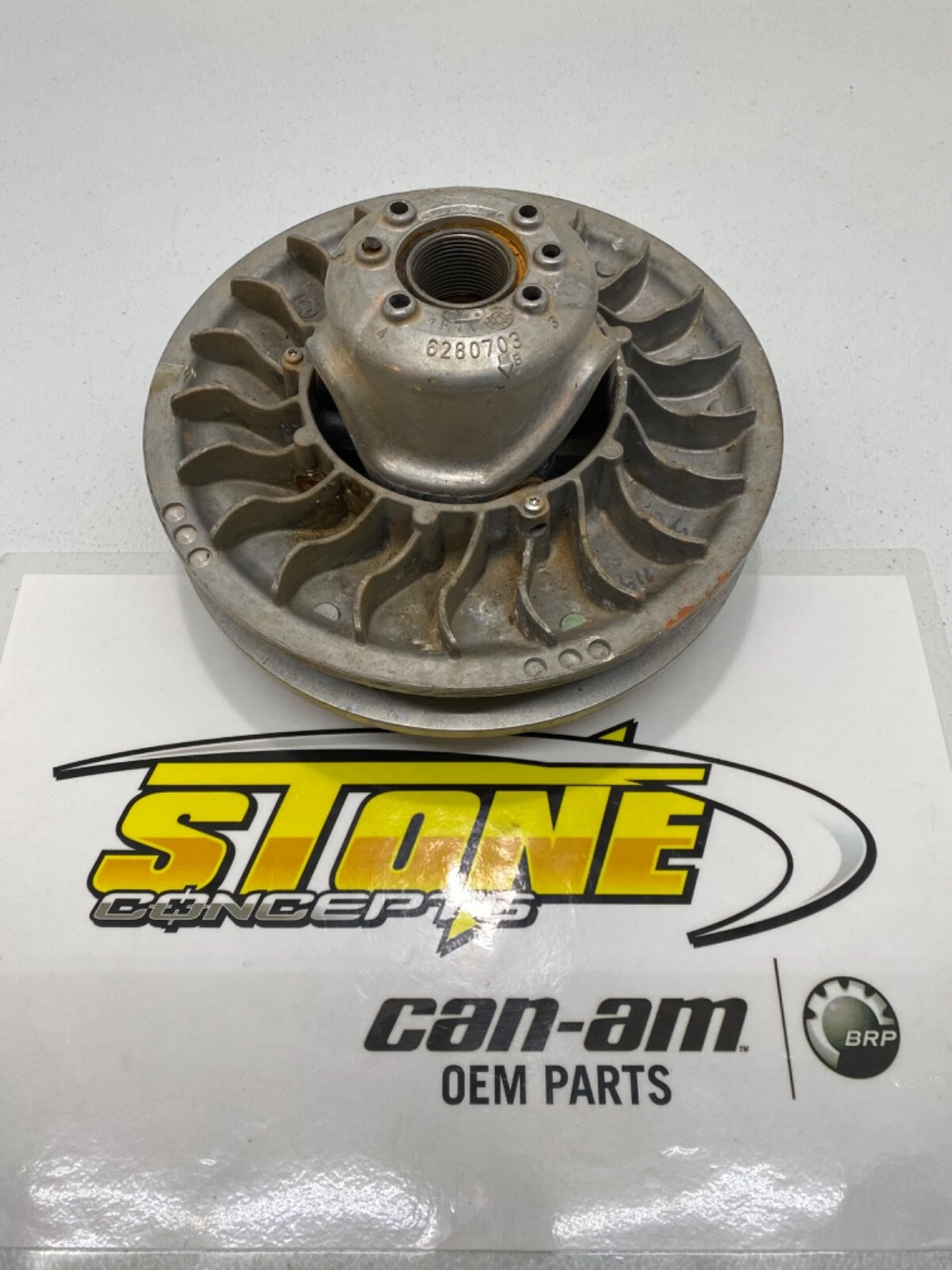 maverick出品 2017-2023 Can-Am Maverick X3 Secondary Clutch 6280703 DRIVEN USED