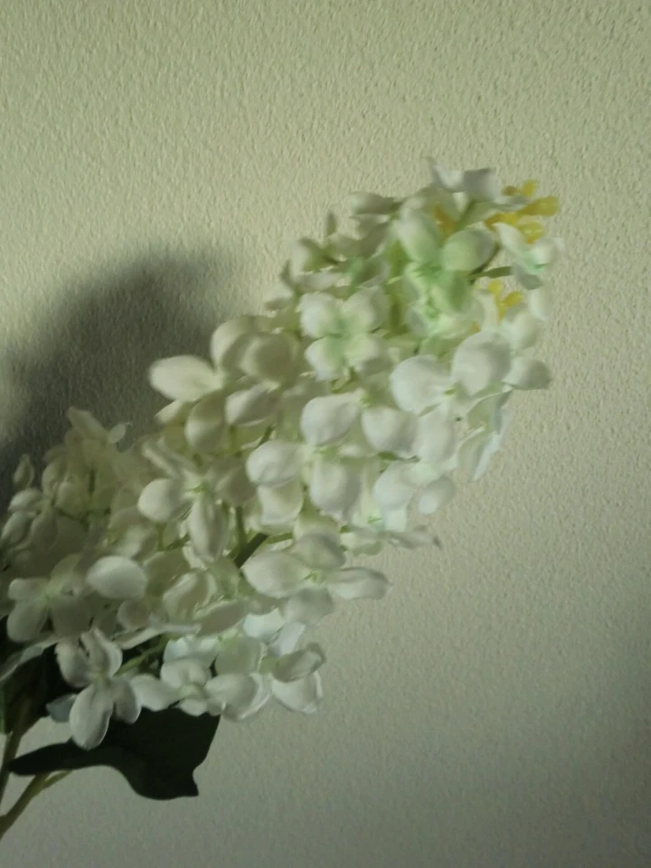 Flieder-Zweig, weiß, Kunstblumen, Frühlingsblumen, Frühling, Kunstblume - Bild 3 von 4