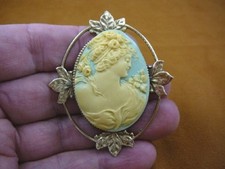 CM33-5) Roman strong Woman + flower light blue CAMEO oval leaf brass Pin Pendant