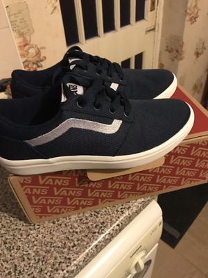 vans chapman lite black