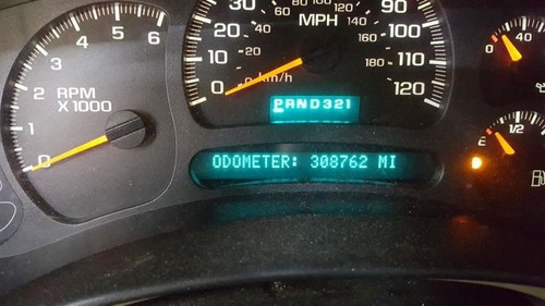 2004 Chevy Silverado K1500 Rear Anchor Molding - Picture 9 of 11