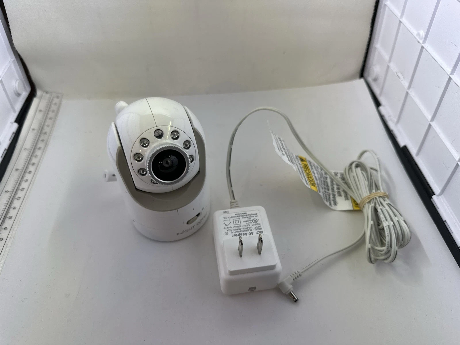 Infant Optics DXR-8 Baby Camera & Power Cable Tested