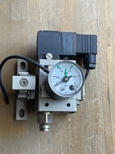 SMC EAV3000-F03-5DZB-Q SOFT START-UP VALVE & GP46 PRESSURE GAUGE W/SWITCH