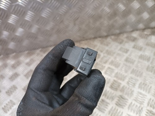 Renault Trafic MK3 2015-22 Vivaro B Dashboard Button Blank 684920647R - Picture 8 of 12