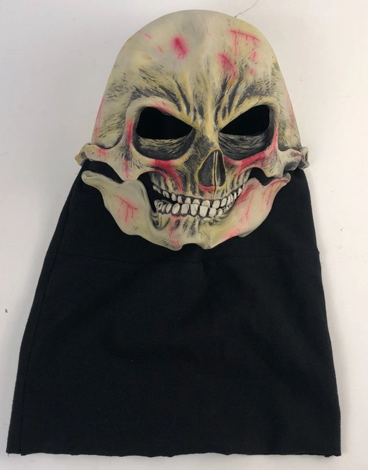 Máscara de Halloween Zagone Studios Esqueleto Cara Capucha Látex Supersuave Por B.Y. Foto 3 de 4