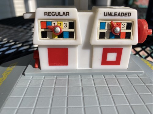 Gas Station Toy Pump Made In Hong Kong JRI Happy Motoring Express W/HTF Pump Top - Picture 4 of 14