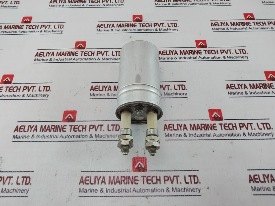 Condensador BOSCH 0 670 207 101, 1,6 KV-DB Foto 2 de 4