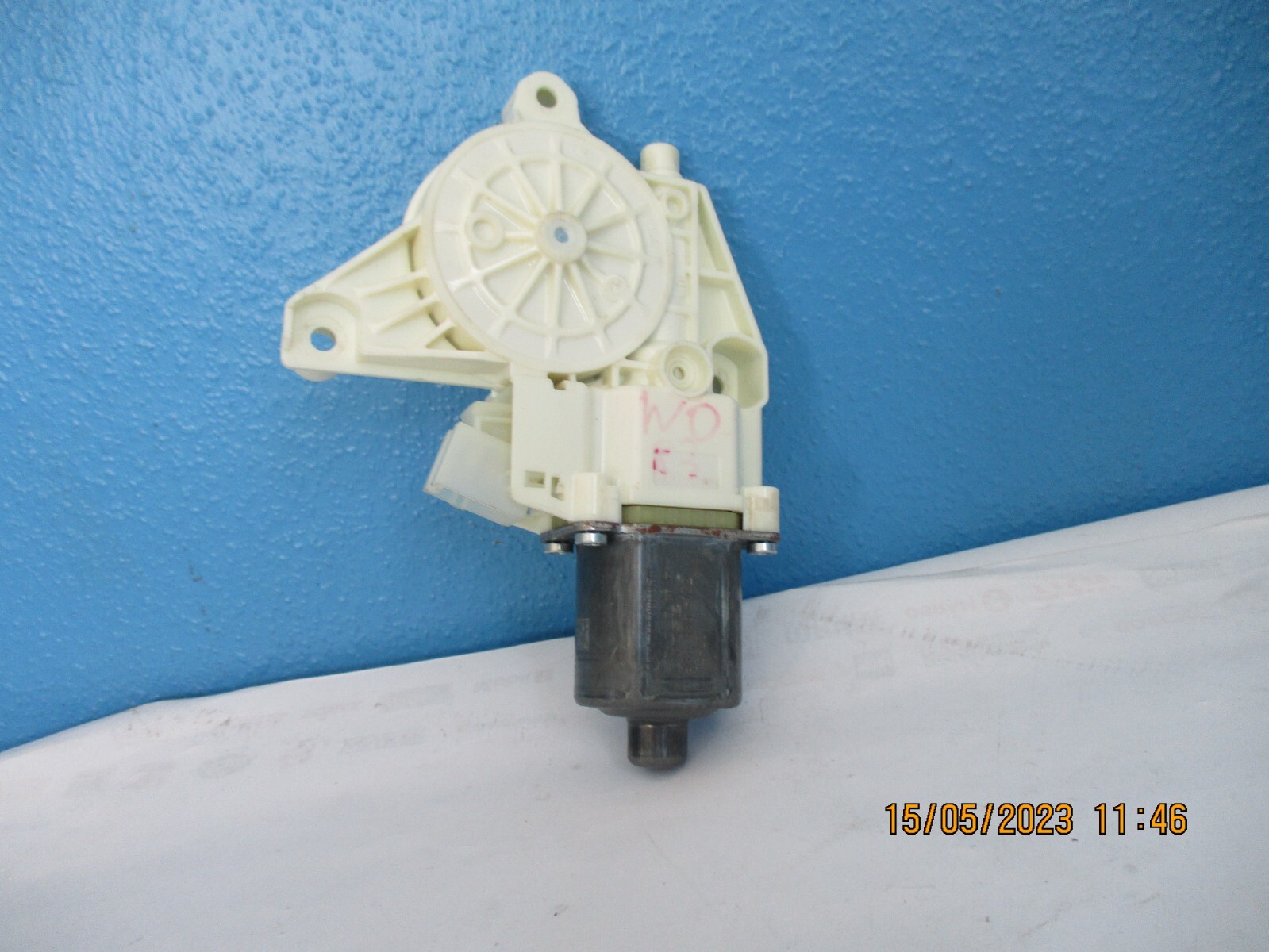 Picture 1 of 5