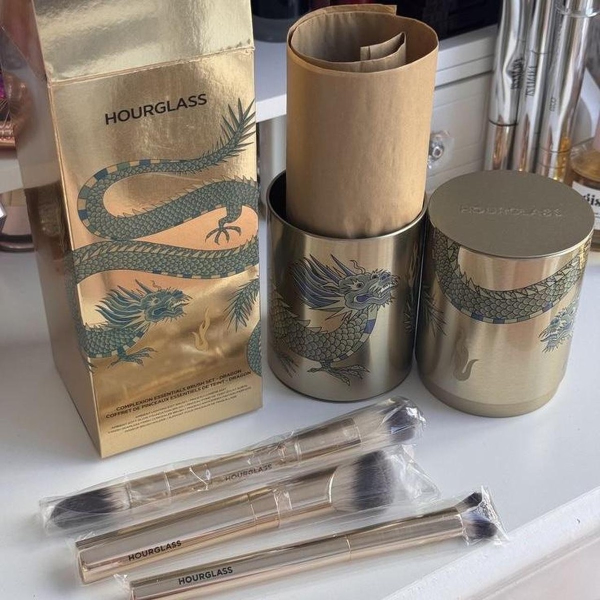 Hourglass Tools Complexion Essentials Brush Set Dragon - Limited Hourglass Tools Complexion Essentials Brush Set Dragon - Limited