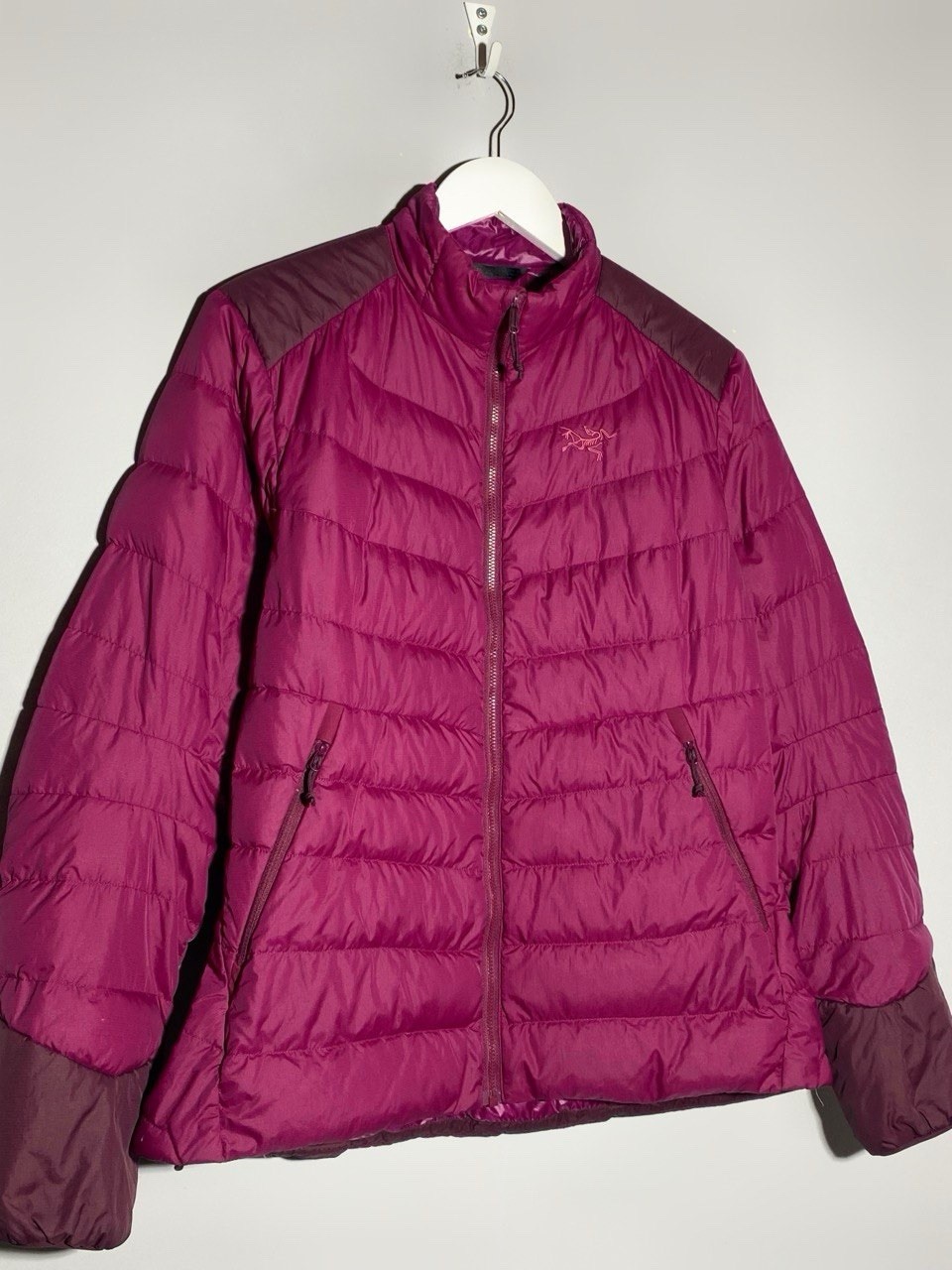 Arcteryx Women’s Cerium LT Pink Jacket Outdoor Packable Goose Down Filled Size M thumbnail 3
