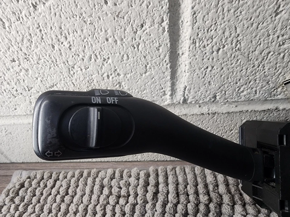 Interruptor de columna de dirección Volkswagen Passat 2002 953 503 G Foto 3 de 4