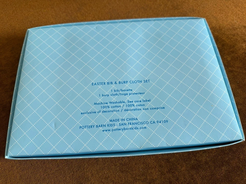Juego de babero y tela para eructar Pottery Barn EASTER Bunny bordado 2 piezas. Set Regalo NUEVO Foto 4 de 4