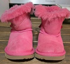 UGG Little Girls (Toddle) Size 6 -Bailey Bow II Pink 1017397T